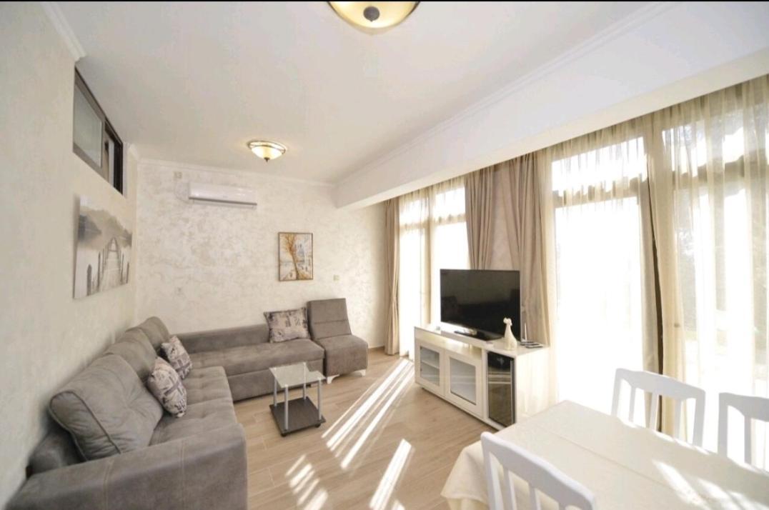 Langust - Free Parking Apartment